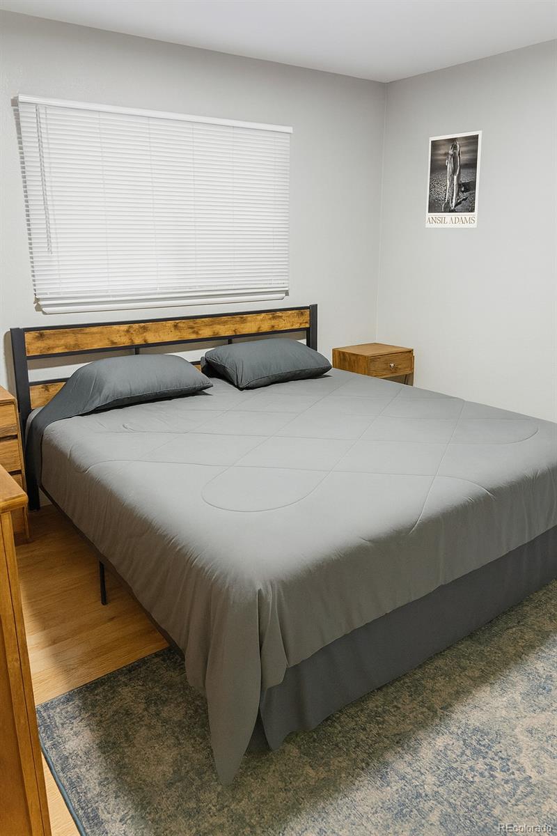 2910-2912 S Delaware Street