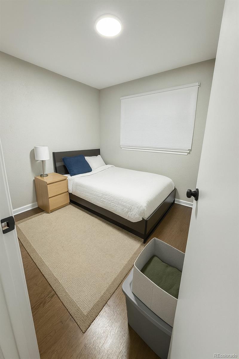 2910-2912 S Delaware Street