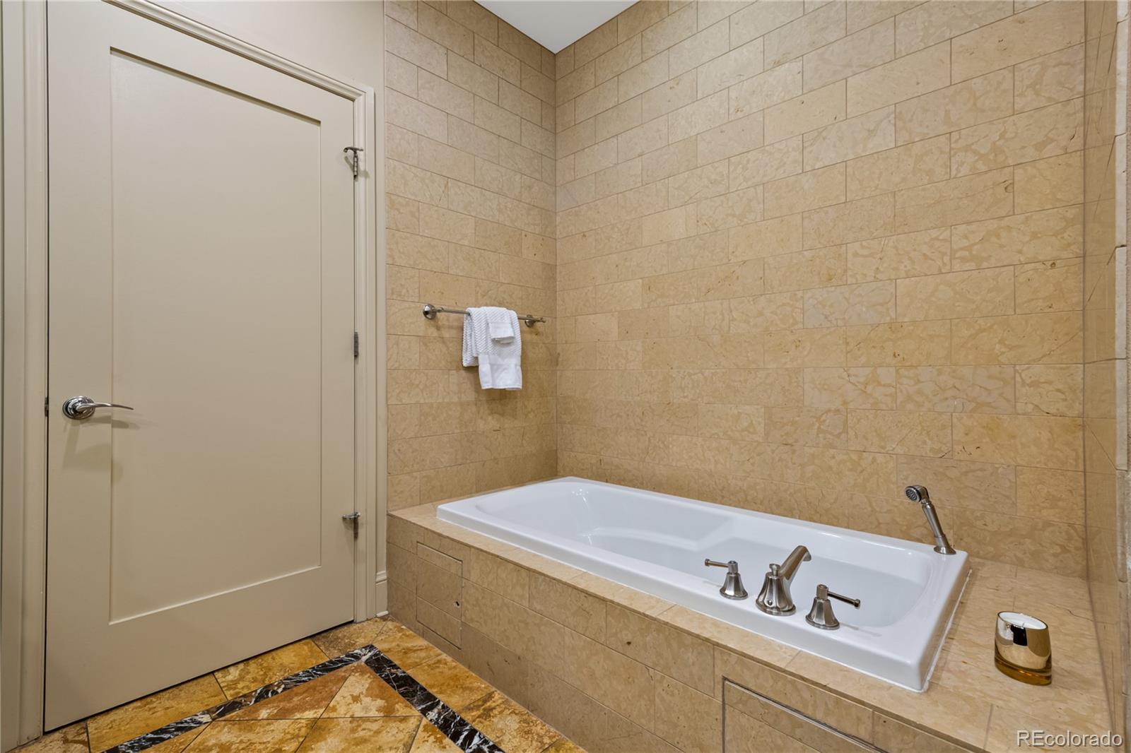 7600 Landmark Way Unit: 1007