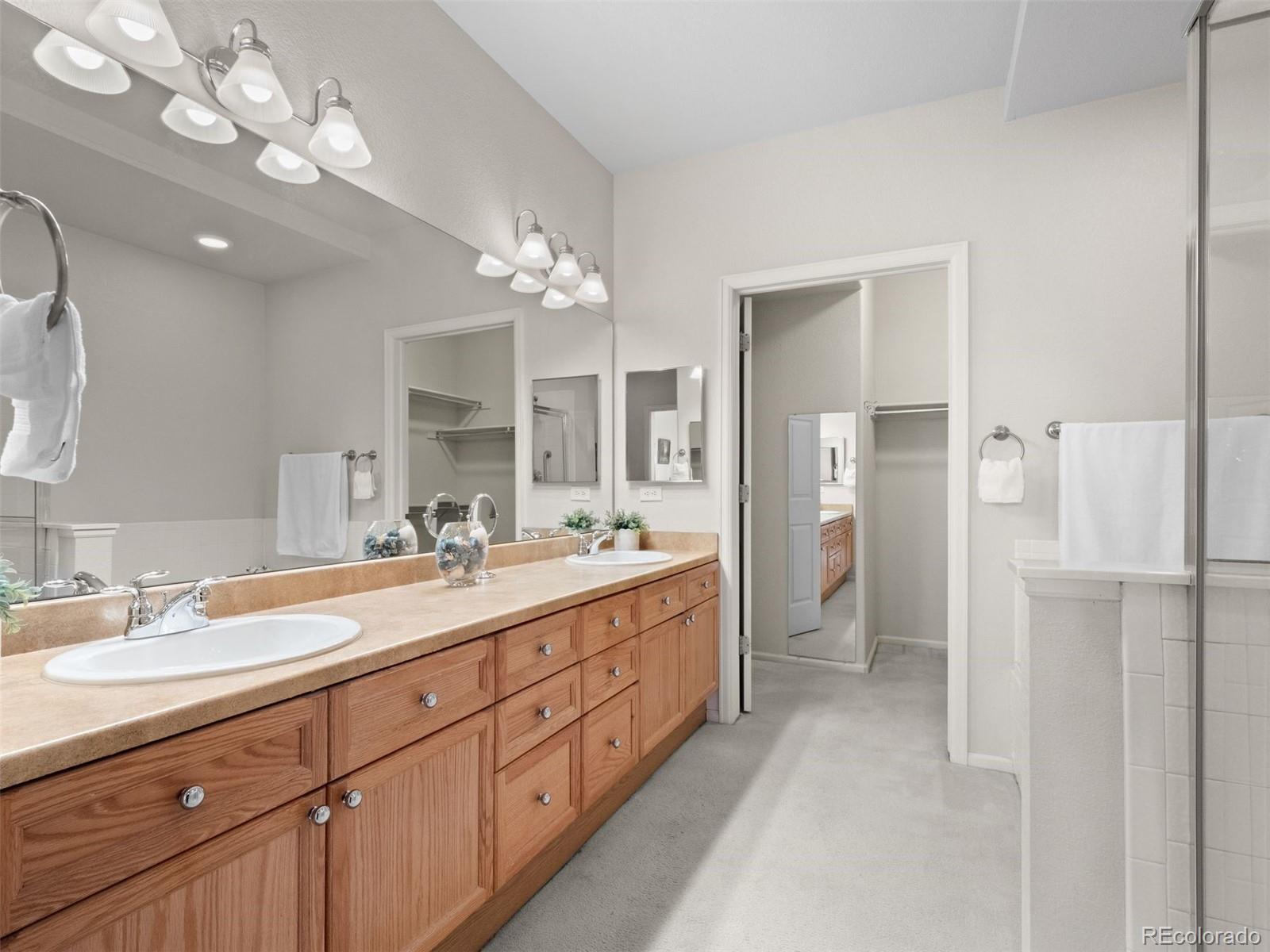 2240 S Vaughn Way Unit: 103