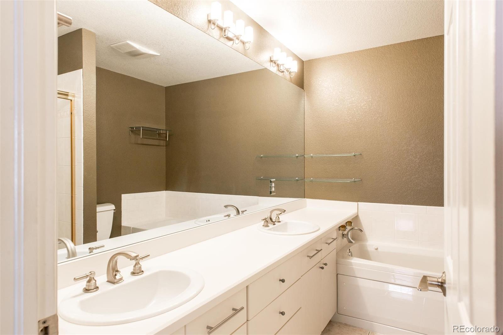63 S Harrison Street Unit: I