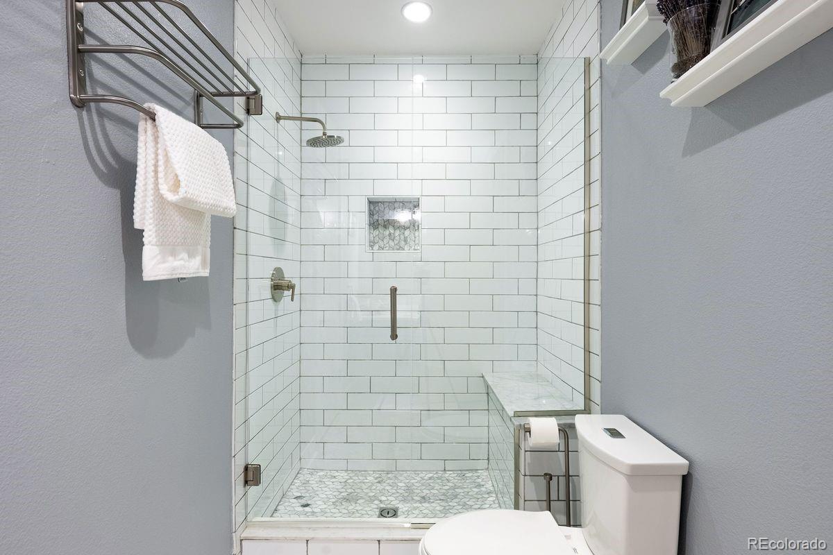 1488 Madison Street Unit: 307