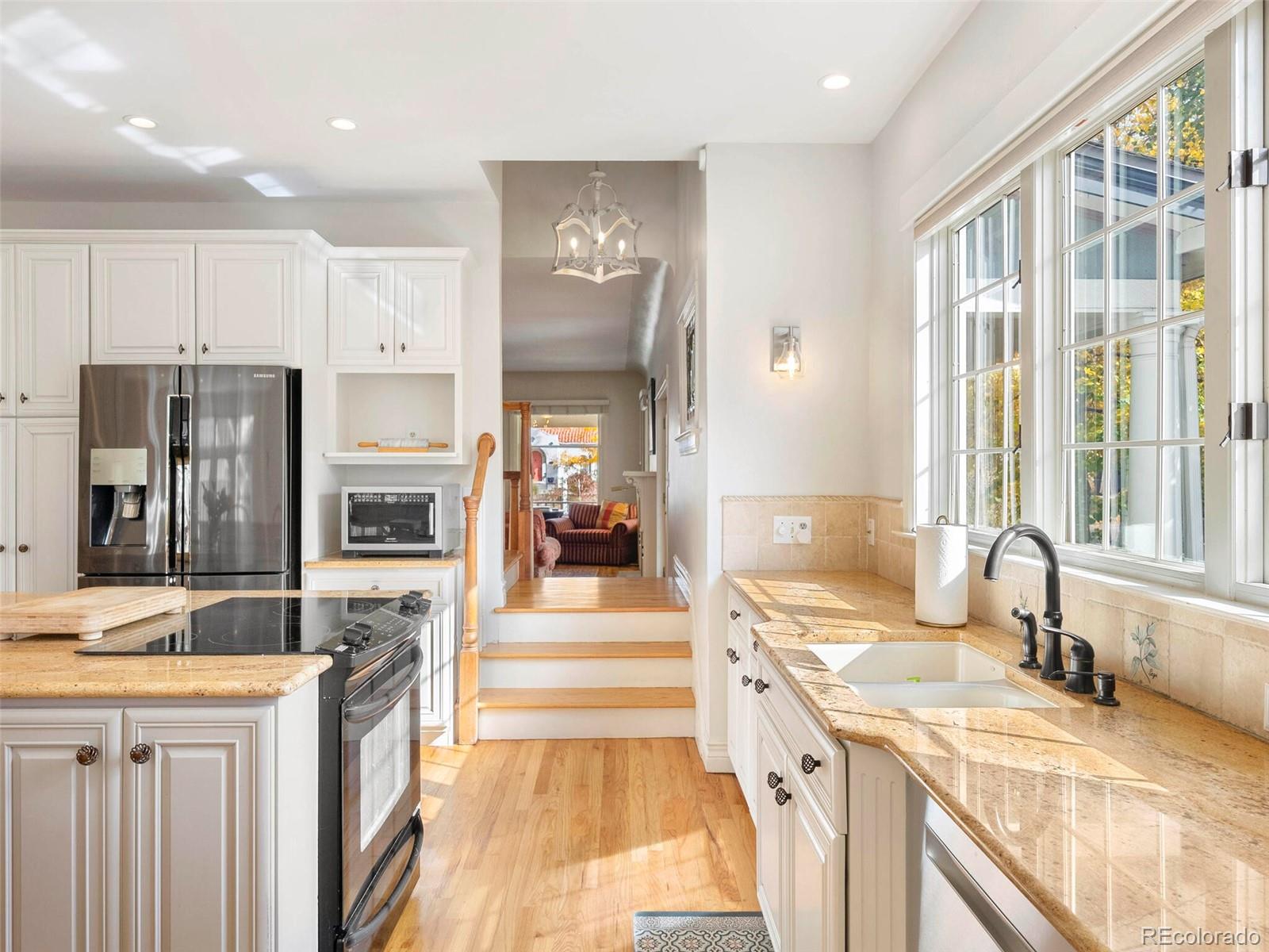 1045 S University Boulevard