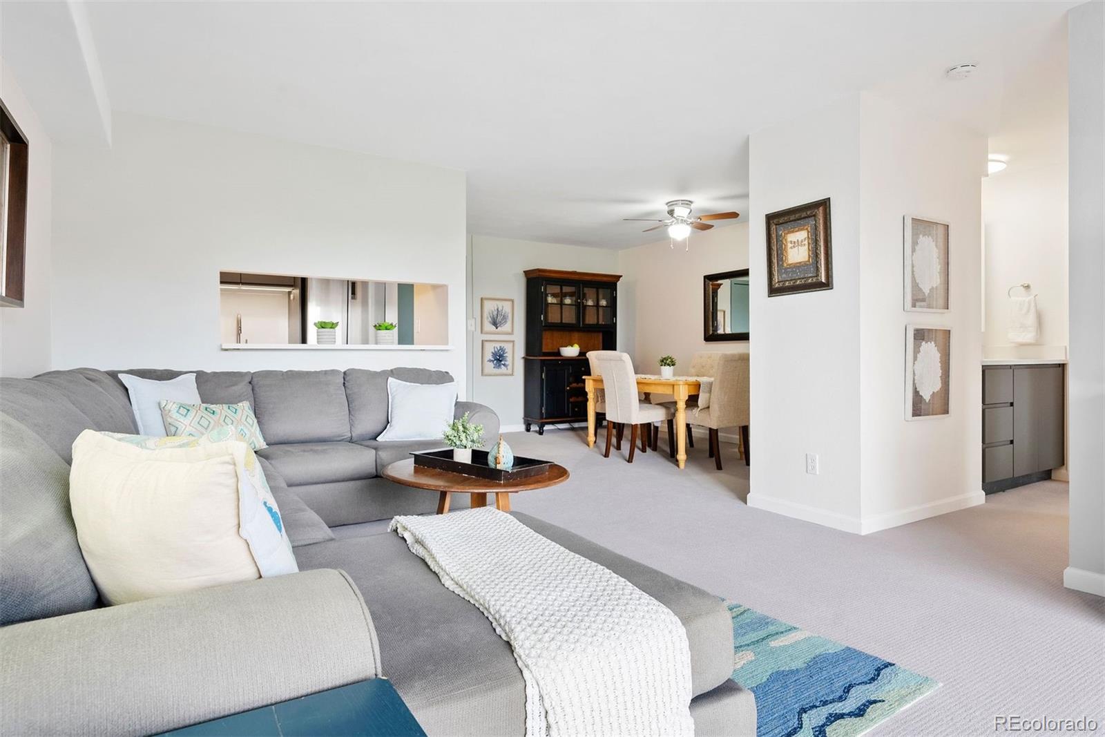 2 Adams Street Unit: 806