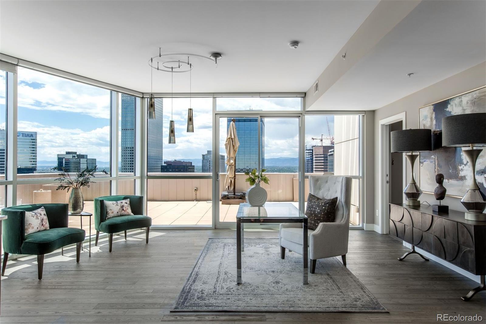 2001 Lincoln Street Unit: 2823