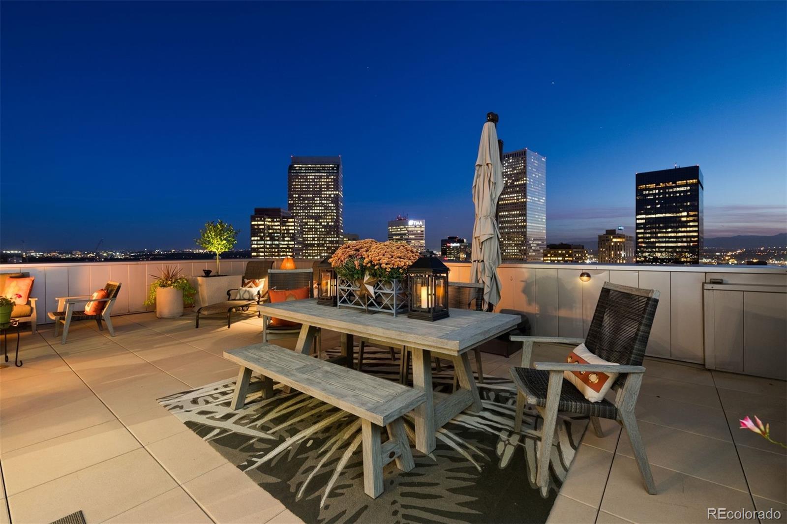 2001 Lincoln Street Unit: 2823