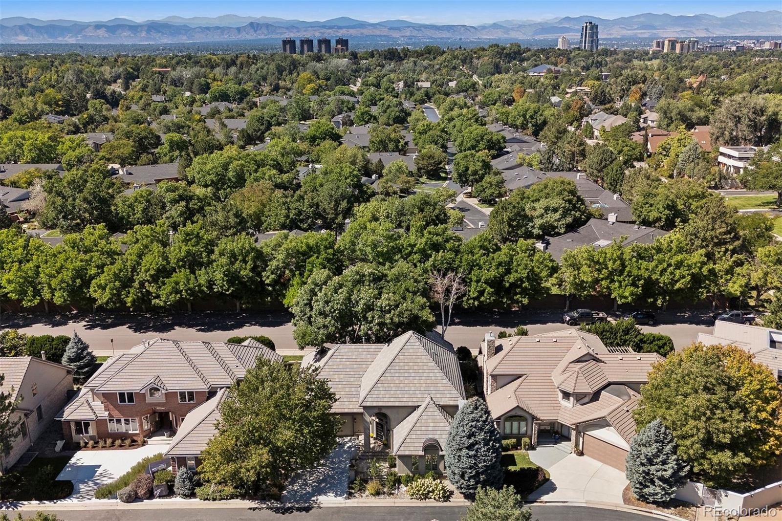 400 S Steele Street Unit: 61