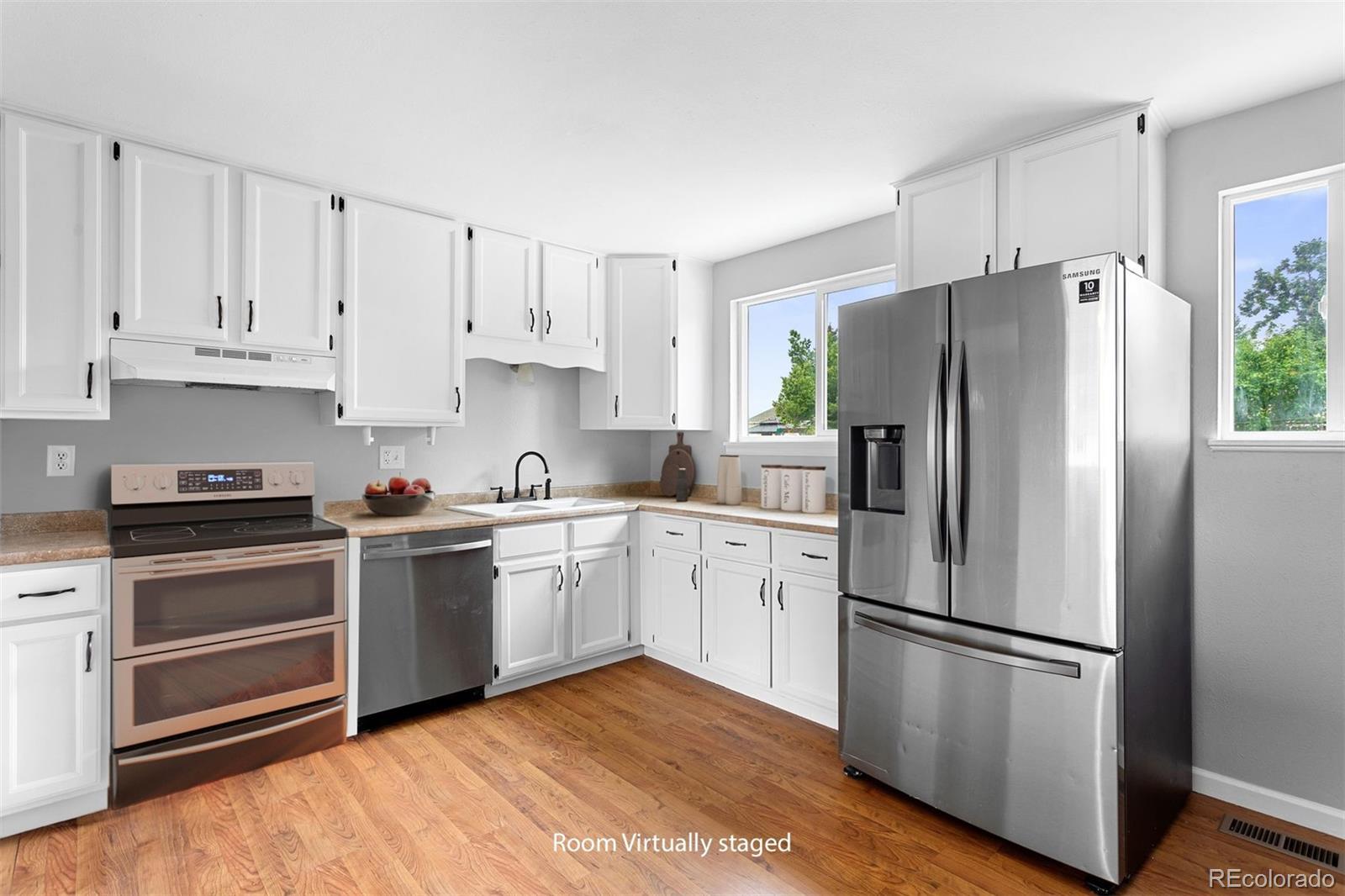 15976 E Bethany Place