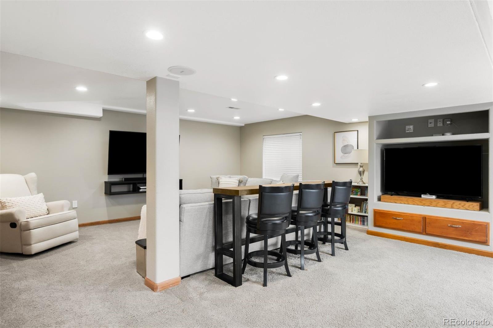 9574 Las Colinas Drive