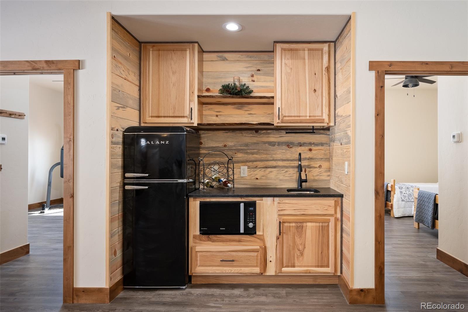 1135 Grouse Road