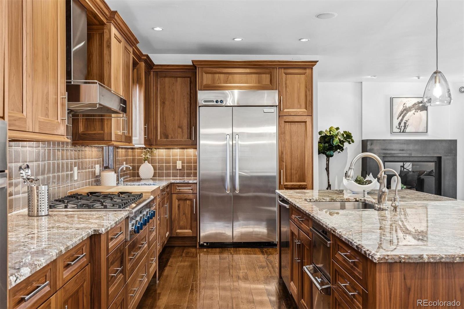 1360 S Clayton Street