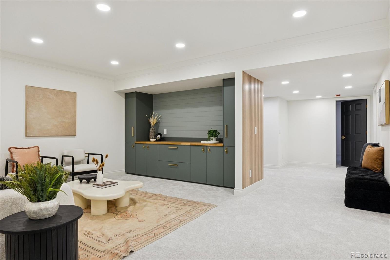 2552 E Alameda Avenue Unit: 47