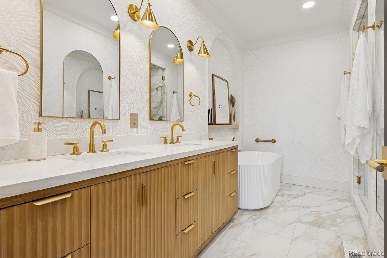 2552 E Alameda Avenue Unit: 47