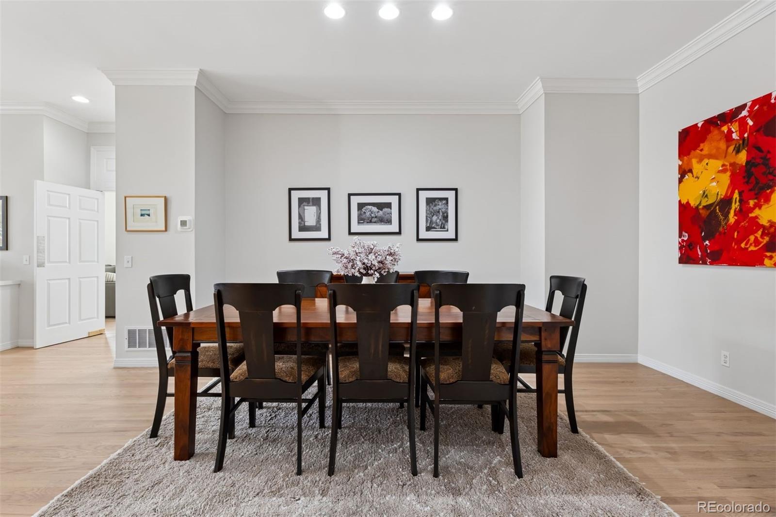 301 Garfield Street Unit: 1E