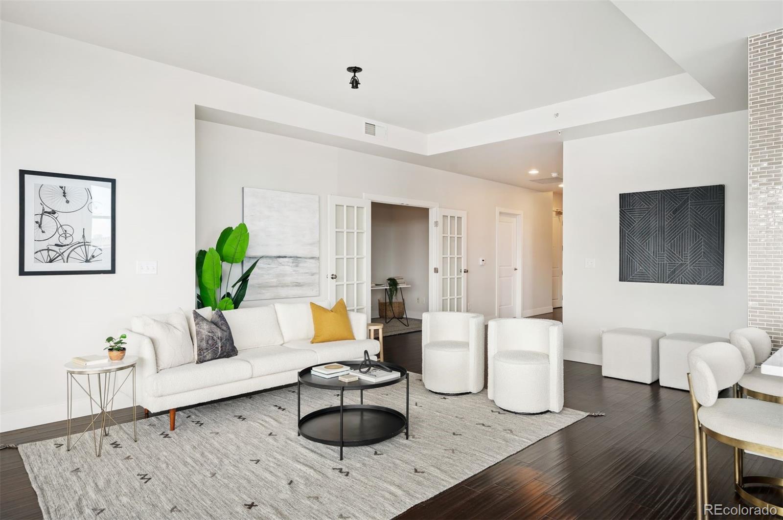 2001 Lincoln Street Unit: 722