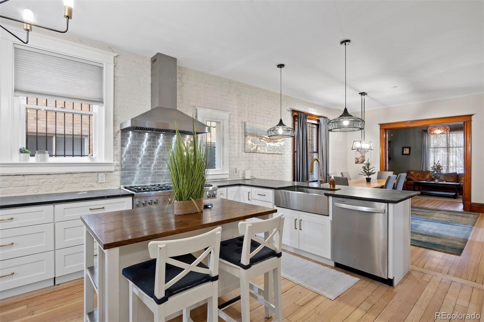 1554 N Pennsylvania Street