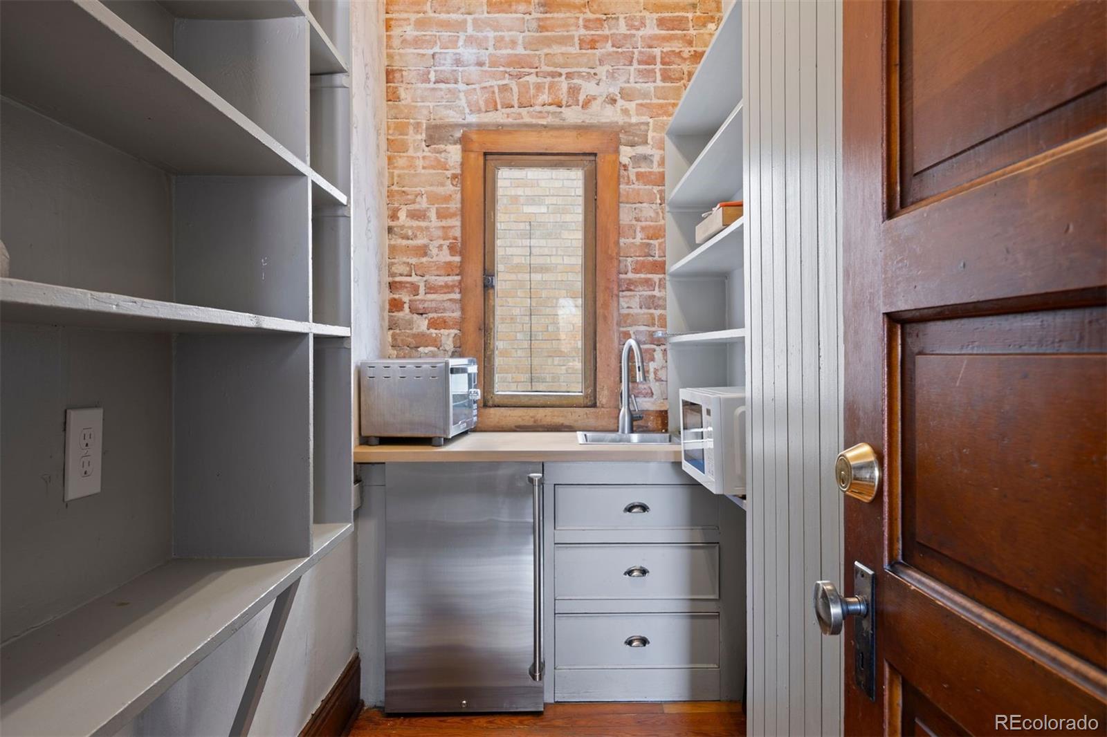 1554 N Pennsylvania Street