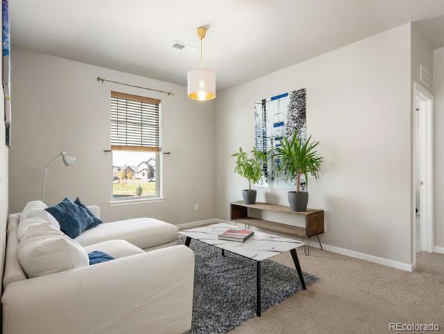 728 Larkspur Court