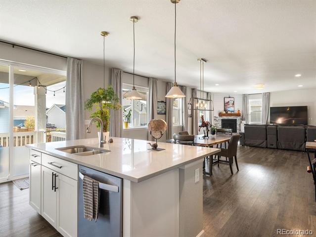 728 Larkspur Court