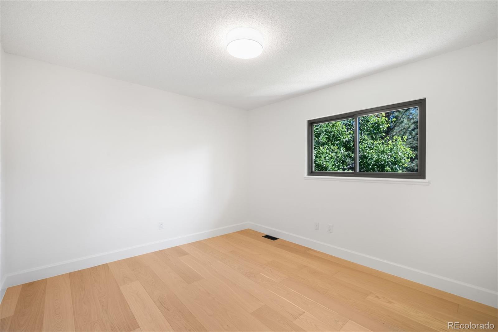 7308 S Steele Circle