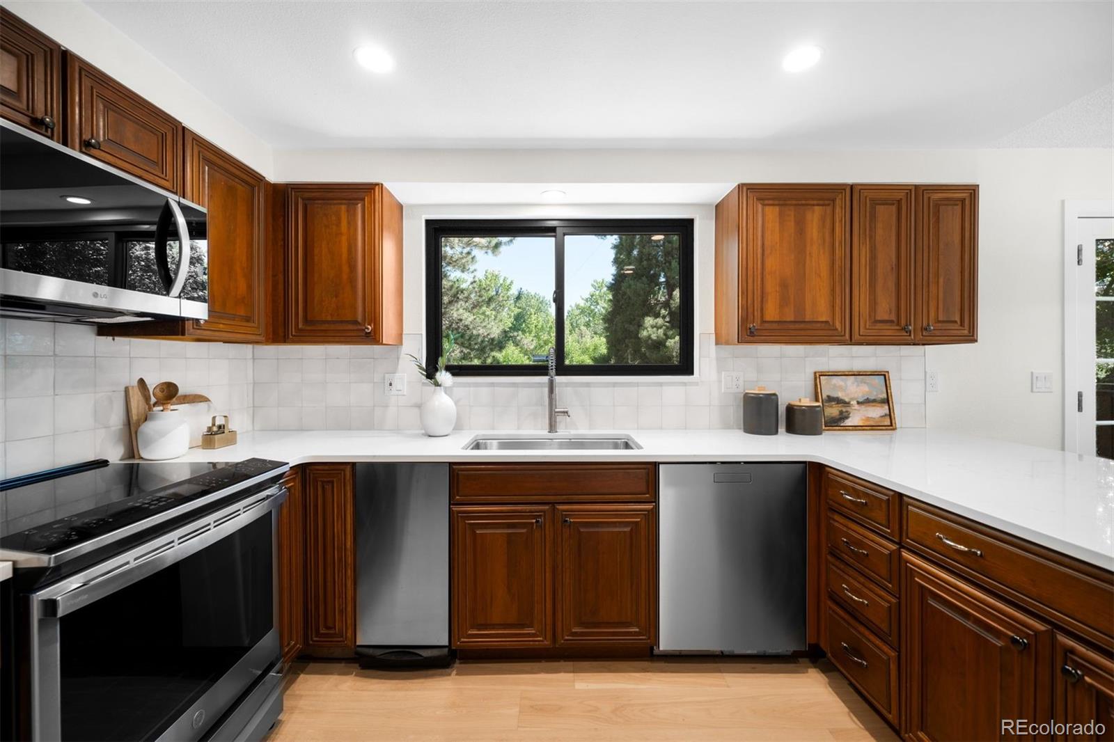 7308 S Steele Circle