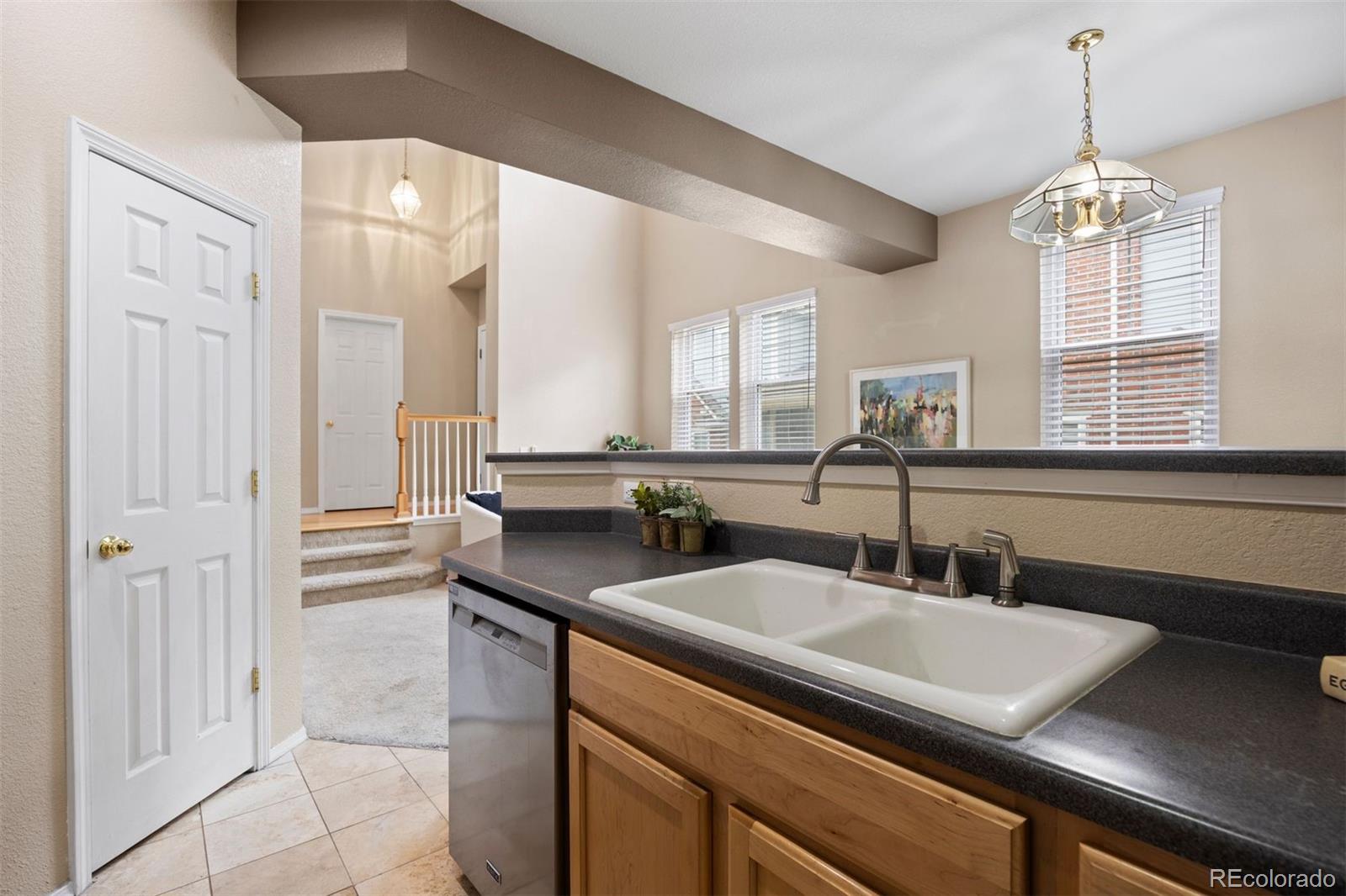 6702 S Winnipeg Circle Unit: 101