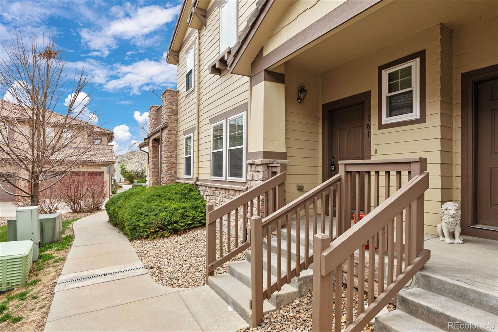 6702 S Winnipeg Circle Unit: 101