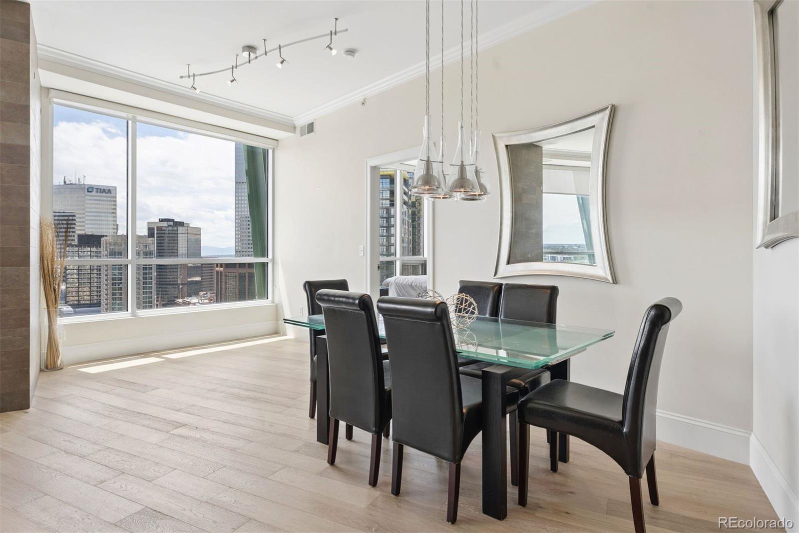 2001 N Lincoln Street Unit: 2310
