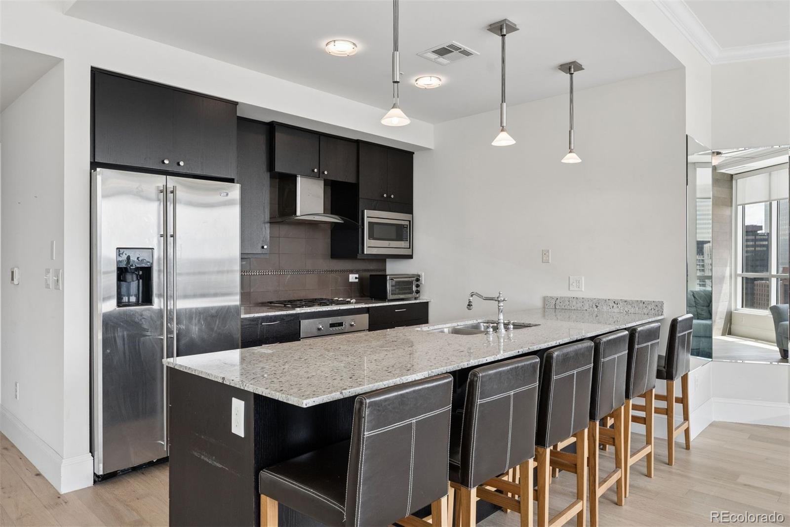 2001 N Lincoln Street Unit: 2310