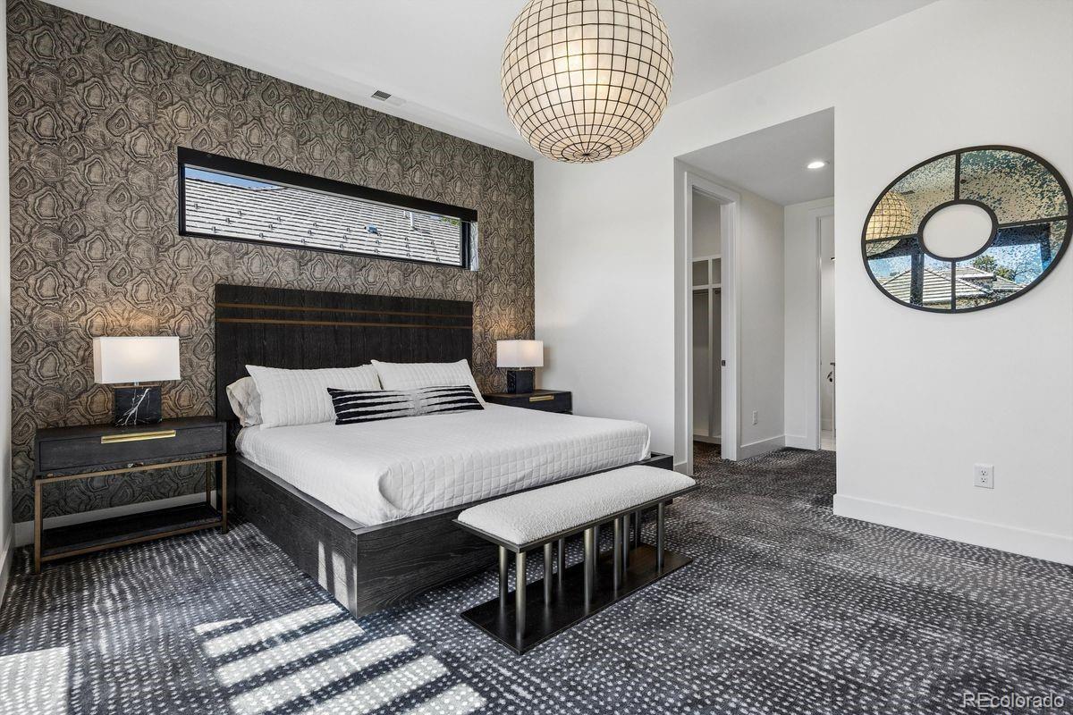2821 E Cedar Avenue Unit: 17