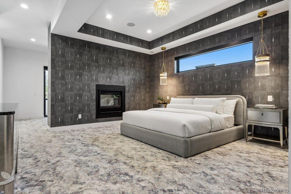 2821 E Cedar Avenue Unit: 17