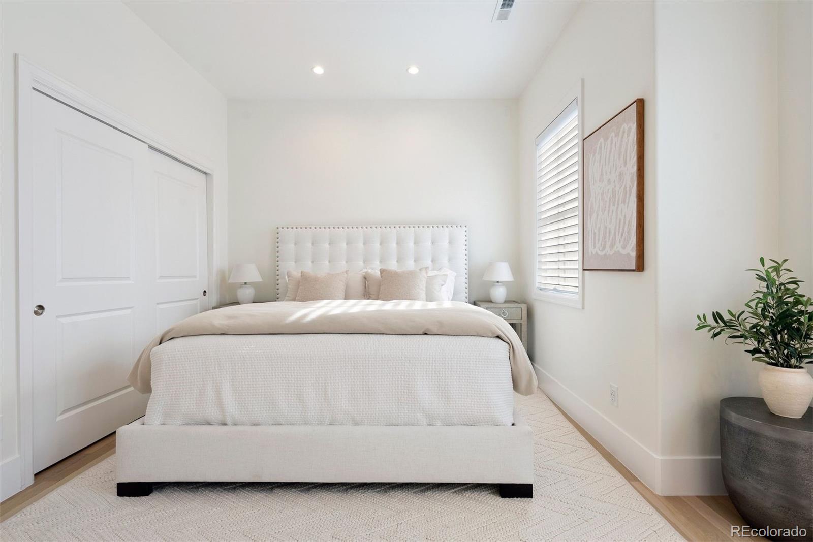 100 S University Boulevard Unit: 5