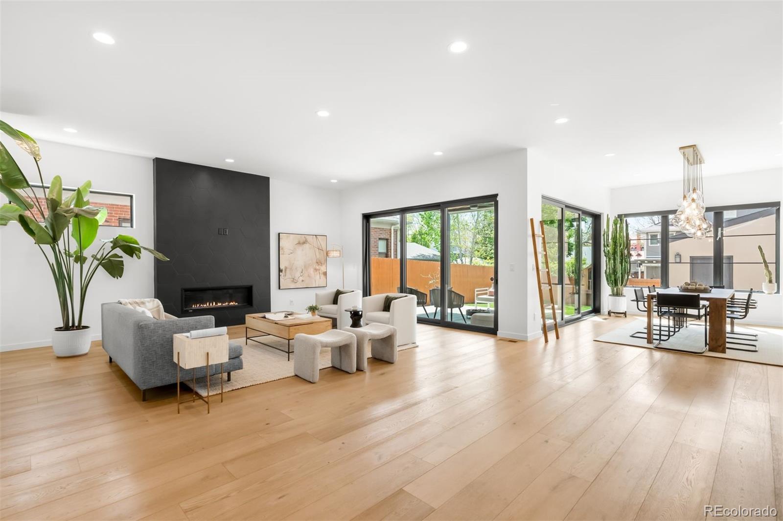 1241 S Garfield Street