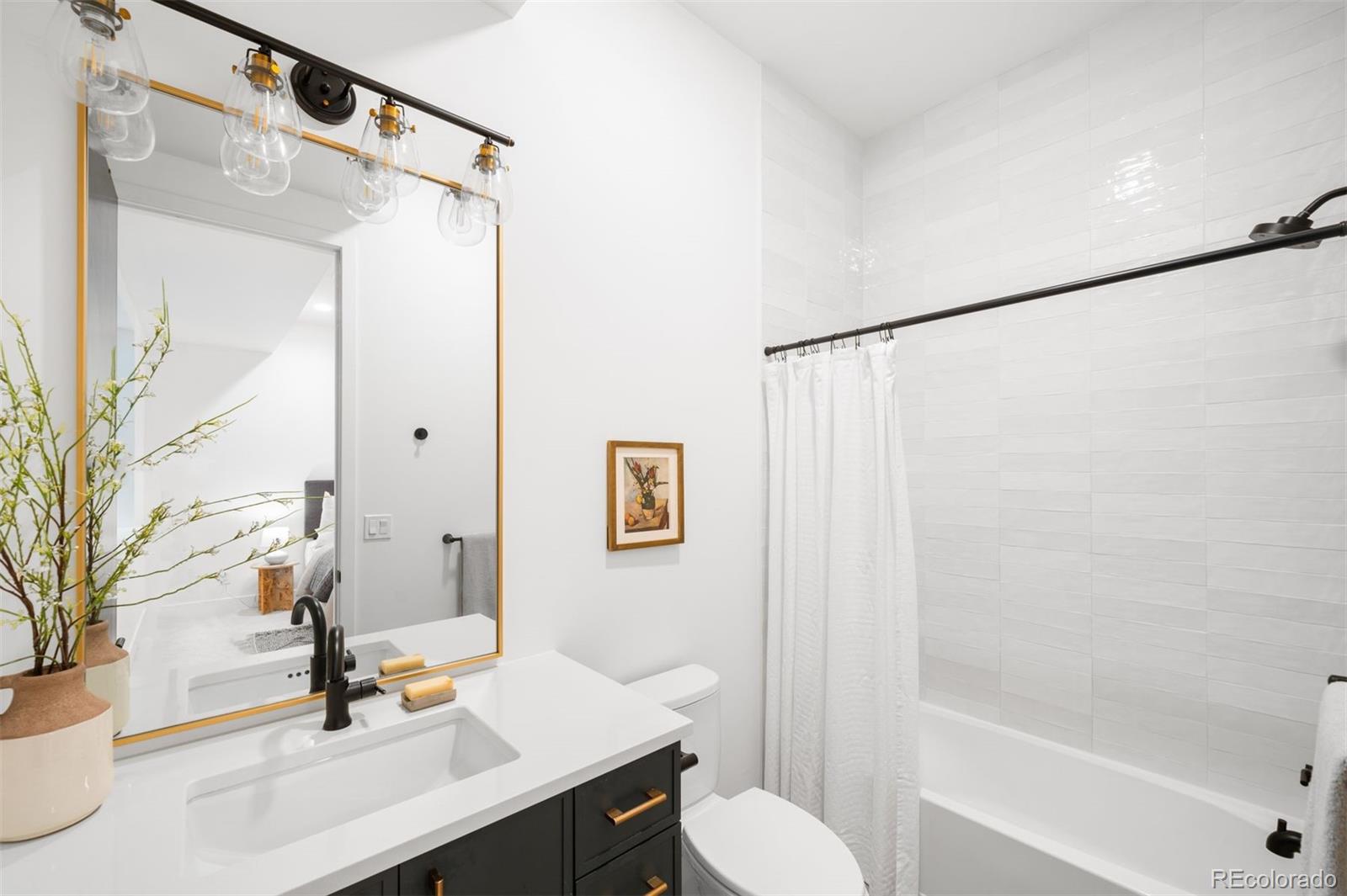 1241 S Garfield Street