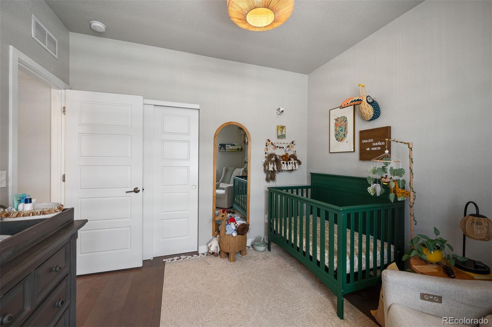 694 E Hinsdale Avenue