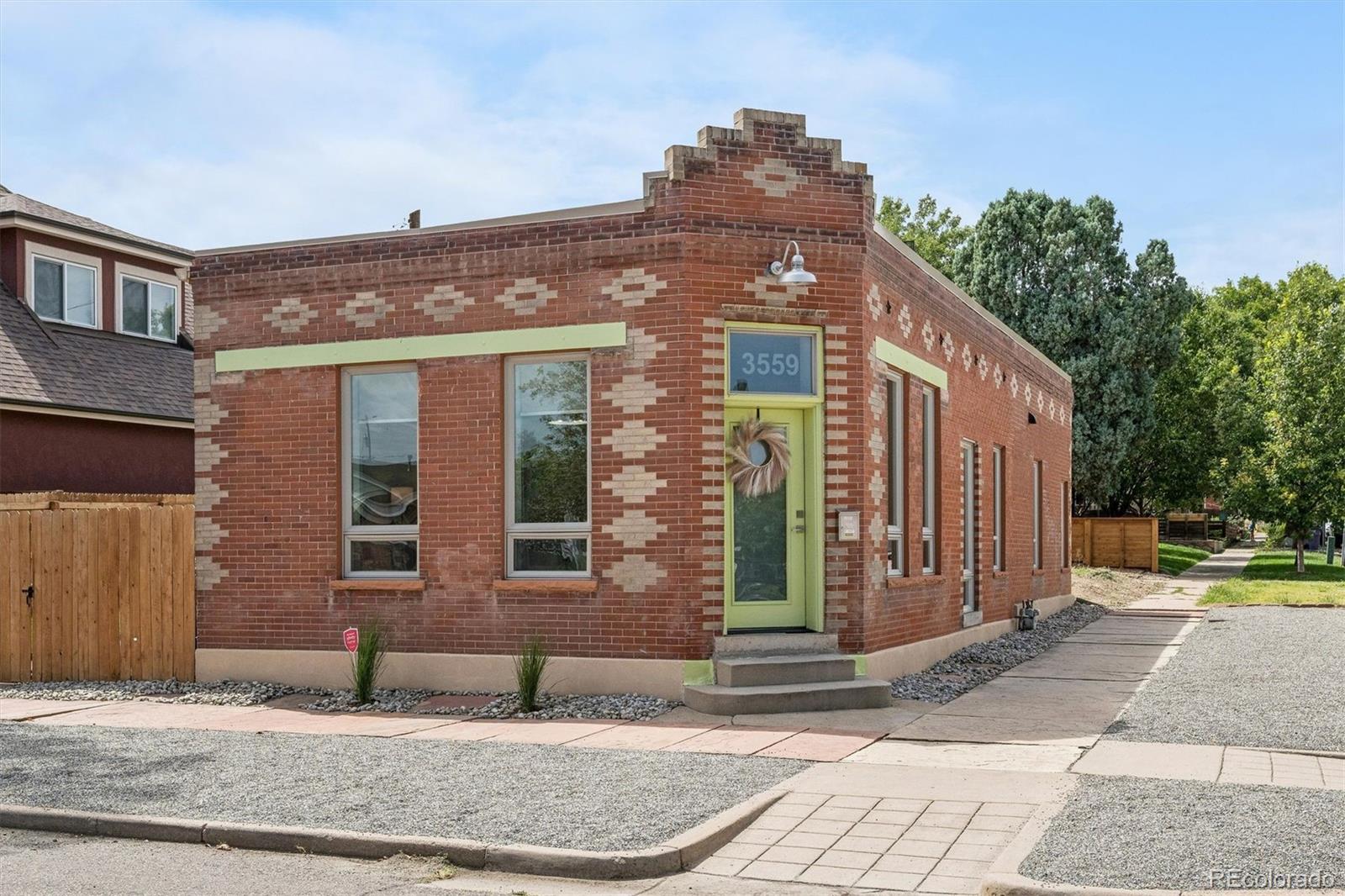3559 N Shoshone Street