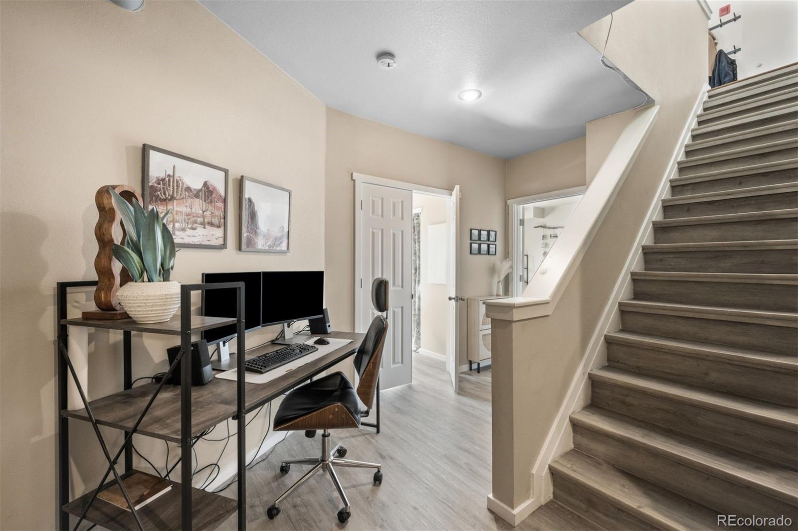 70 W 6th Avenue Unit: 100