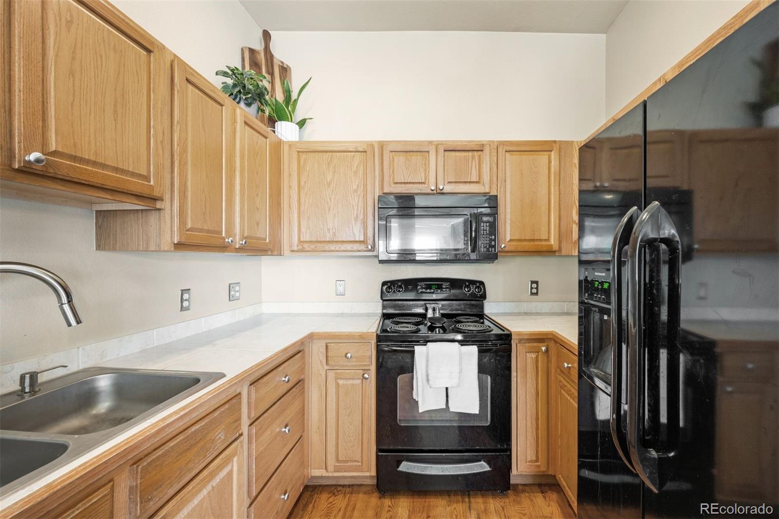 70 W 6th Avenue Unit: 100