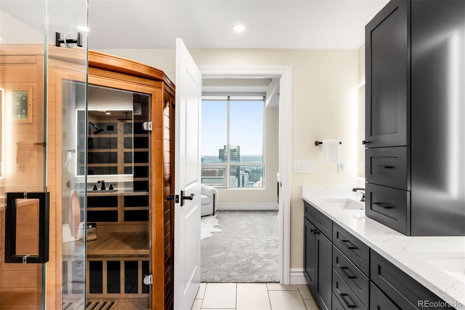 2001 Lincoln Street Unit: 3121