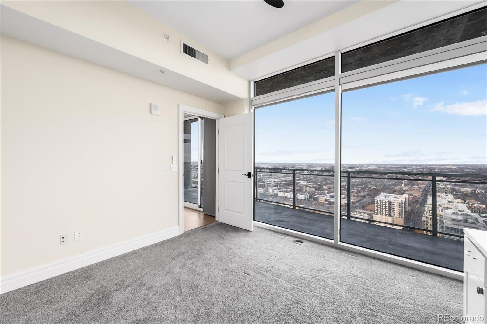 2001 Lincoln Street Unit: 3121