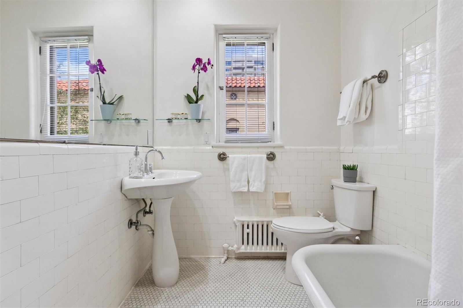 1515 E 9th Avenue Unit: 302