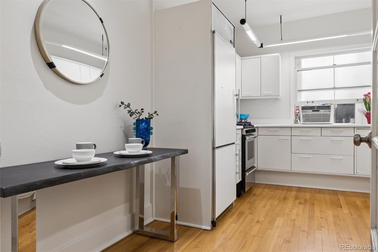1515 E 9th Avenue Unit: 302