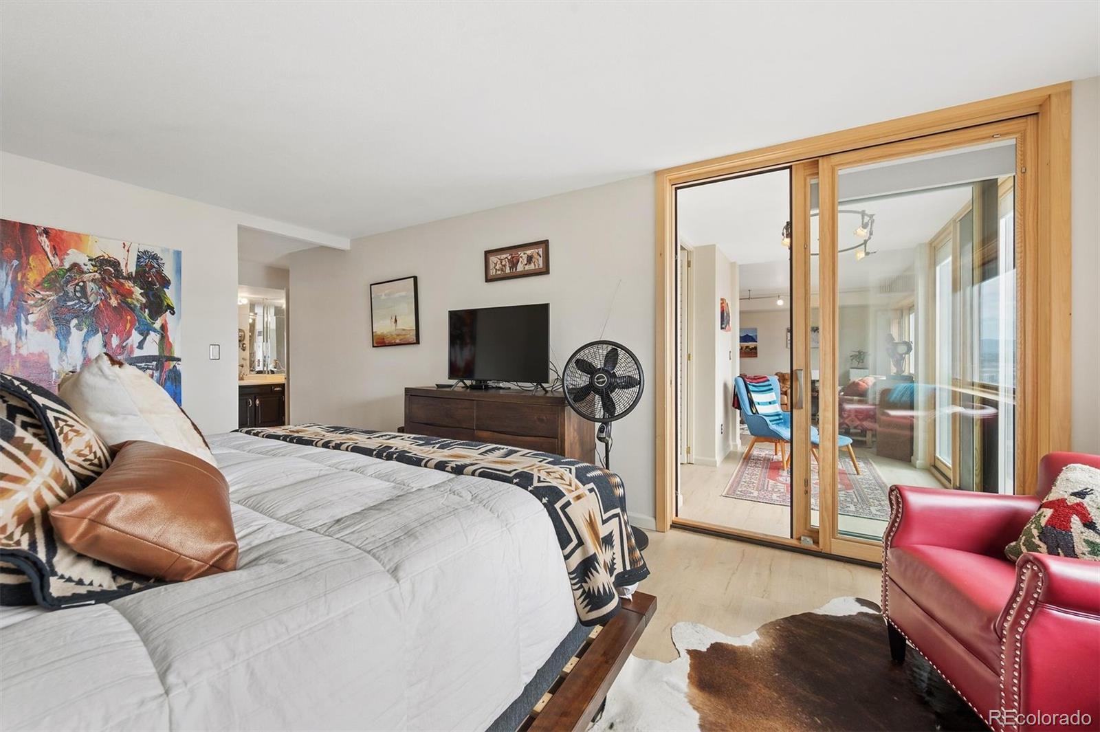 1551 Larimer Street Unit: 2305