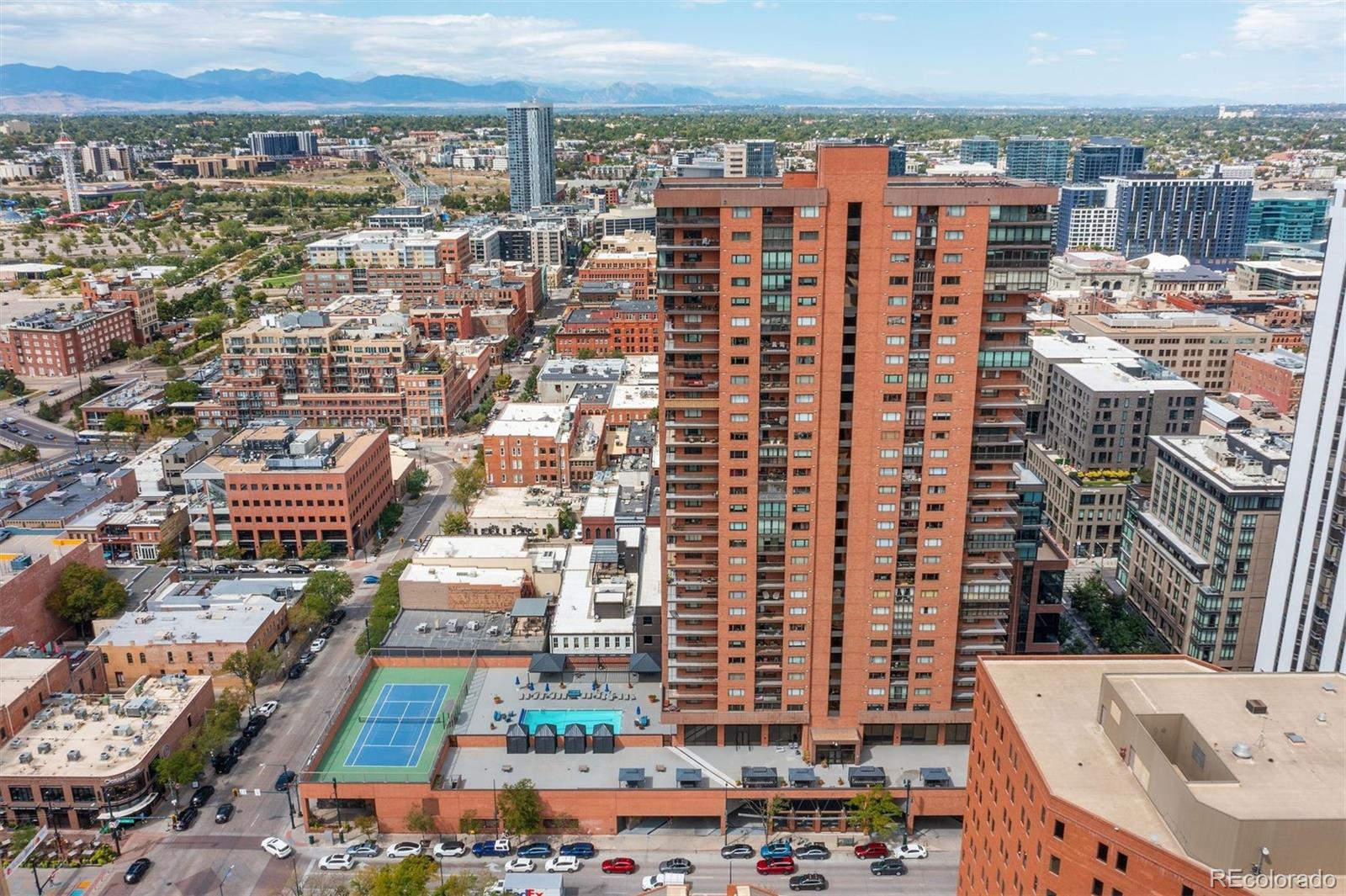 1551 Larimer Street Unit: 2305