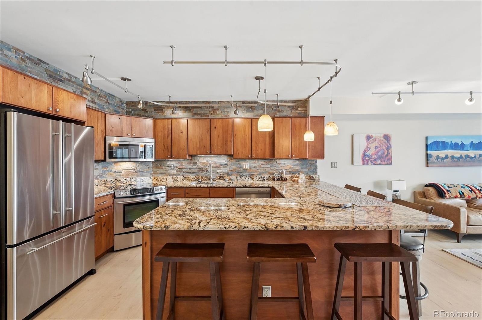 1551 Larimer Street Unit: 2305