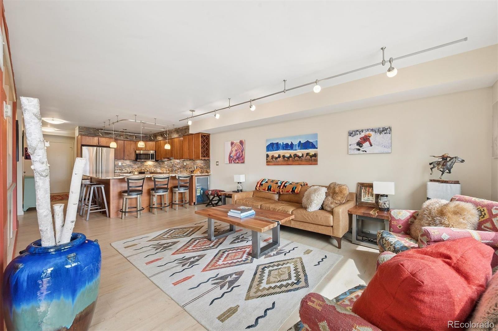 1551 Larimer Street Unit: 2305