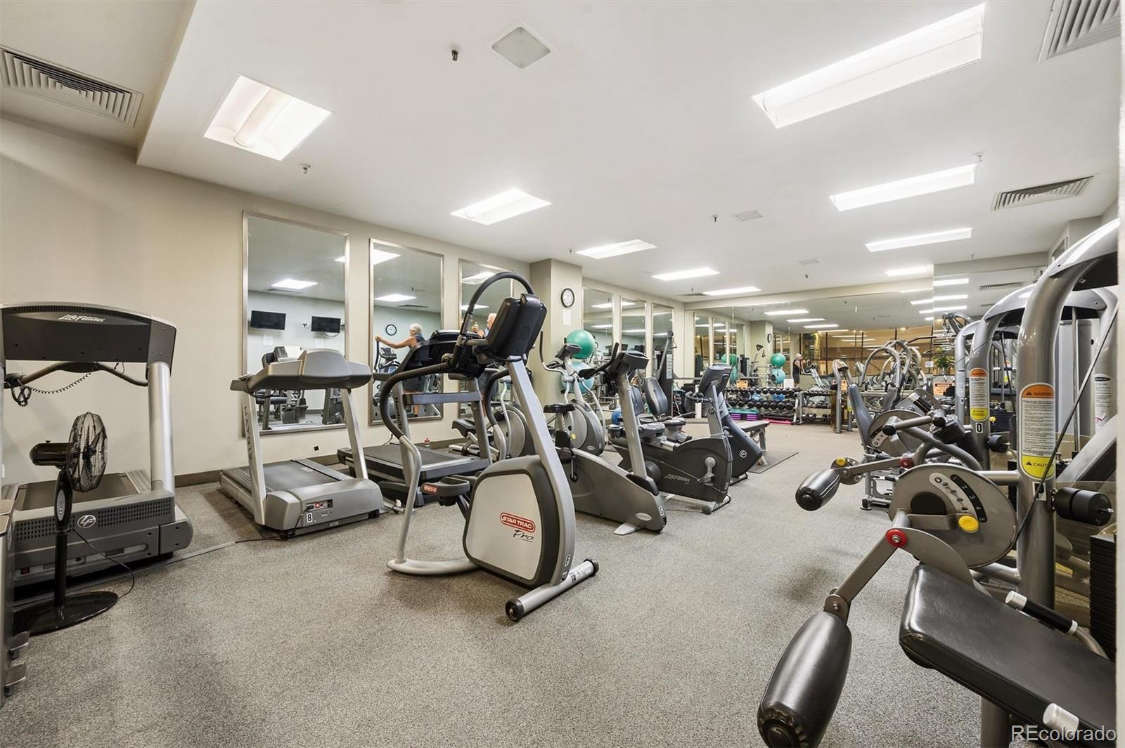 1551 Larimer Street Unit: 2305
