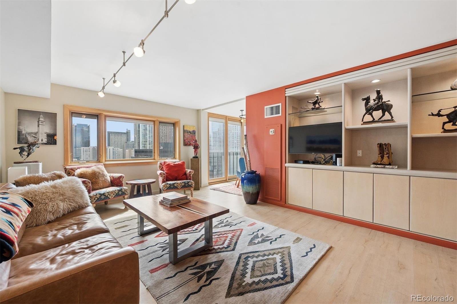 1551 Larimer Street Unit: 2305