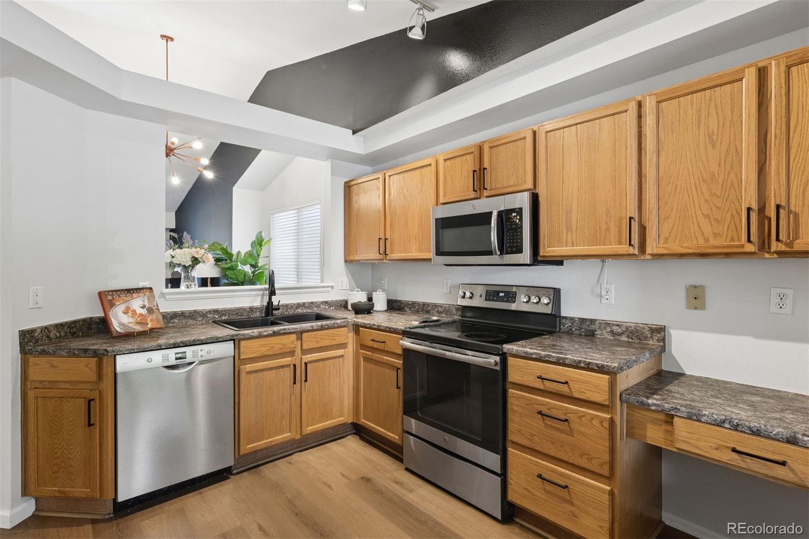 865 W 96th Avenue