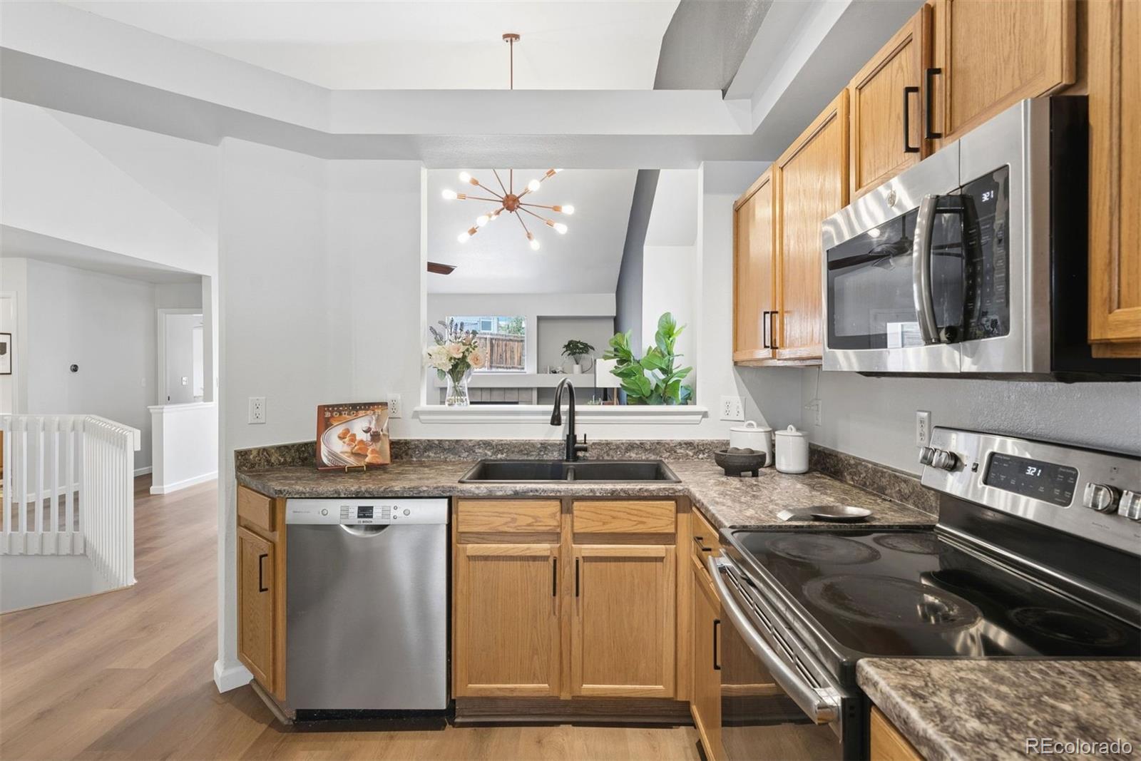 865 W 96th Avenue